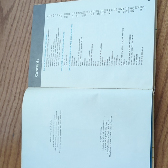 The Family Circle Fish and Poultry Cookbook also Shellfish and Game - Picture 4 of 7